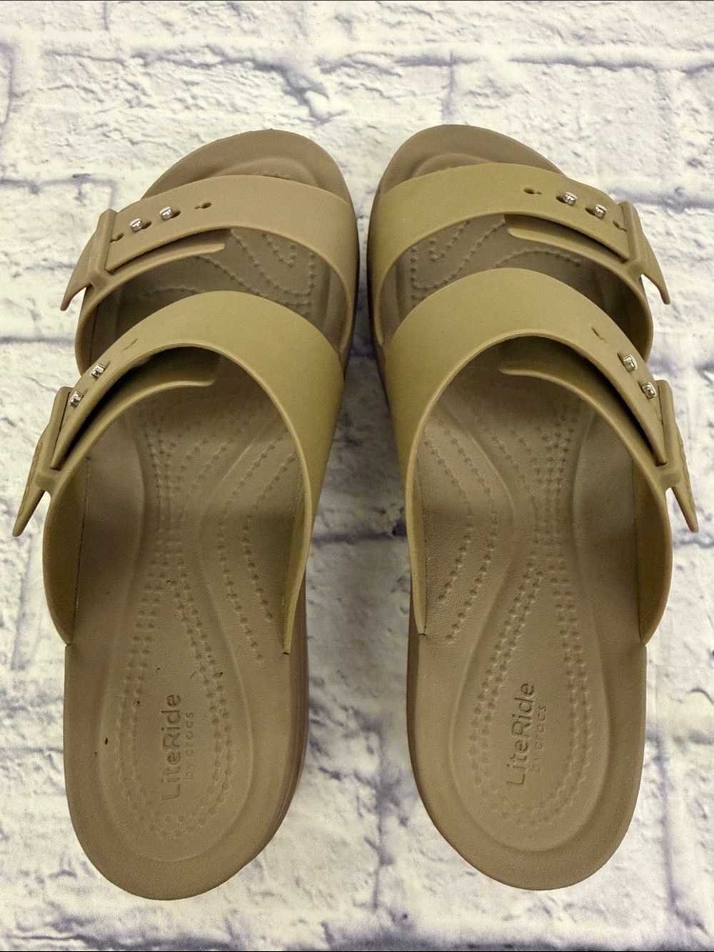 CROCS sz 9 Olive Green Slide Sandals for Women , adjustable straps. - Picture 7 of 8